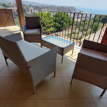 Nuovo In Full Optional Con Piscina E Veranda Vista Mare A 500 Mt Dalla Della Scala *