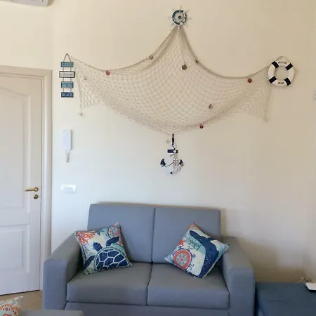 Mare Vista: Seaside Retreat With Pool *